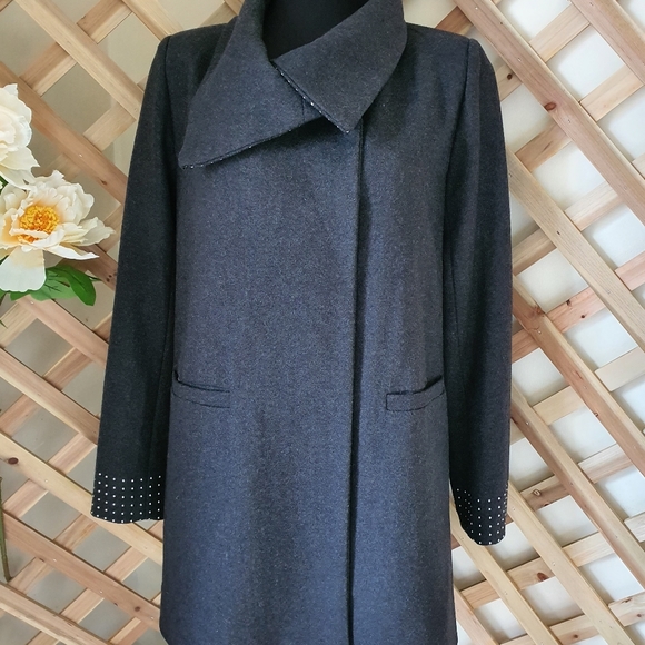 DECJUBA Studded Long Coat Jacket (60% Wool) - Picture 2 of 12
